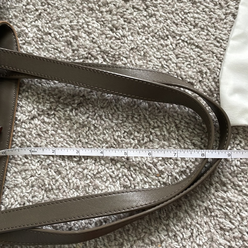 Splendid Large Leather Satchel Bag w/dust cloth Tan & Cream *flaws* - Picture 15 of 16
